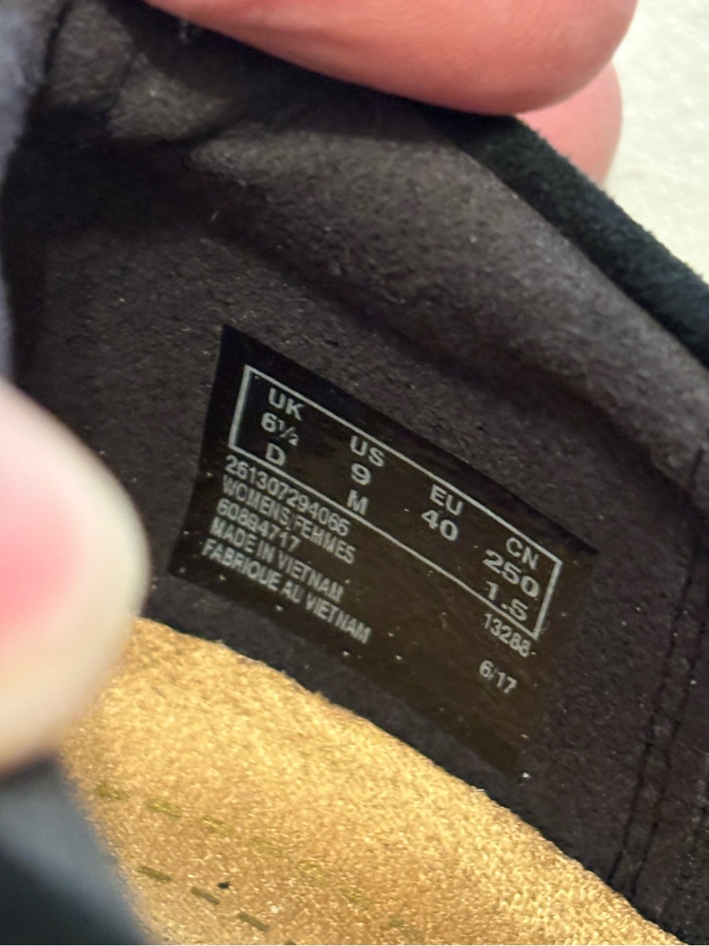Clarks Black Suede Slip-On Loafers 9 - Picture 6 of 7